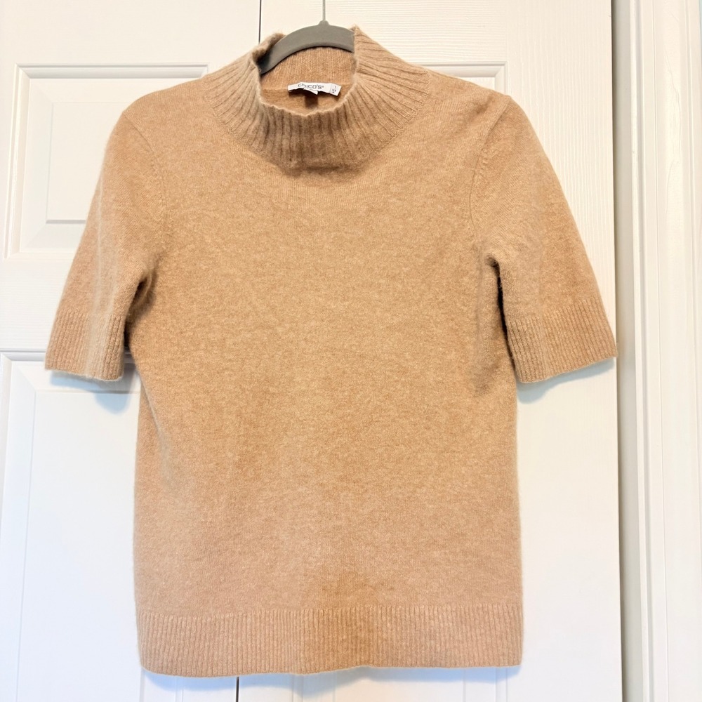 Chicos 100% Cashmere Short Sleeve Mock Neck Sweater Camel Tan Size 1 M 570373542